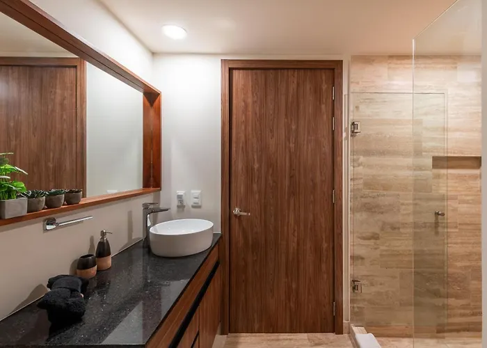 Luxury Tropical Retreat In Playacar Apartment *