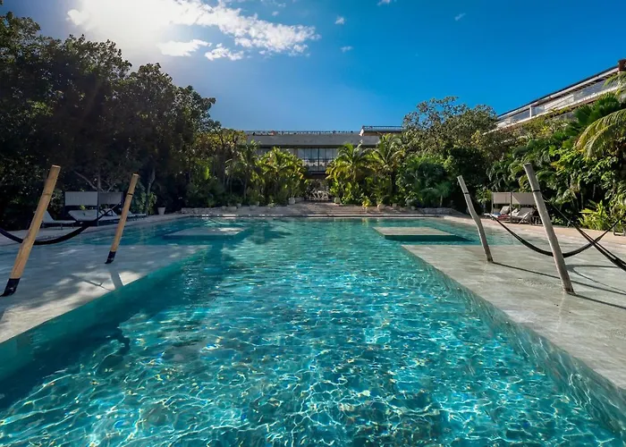 Luxury Tropical Retreat In Playacar * Playa del Carmen